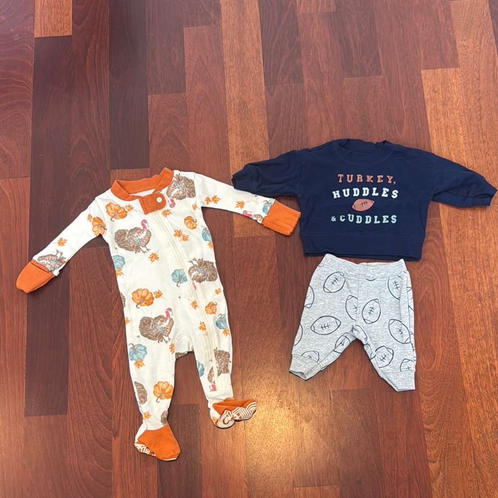 Set of Thanksgiving/ Turkey Print Newborn Baby One Piece and Set